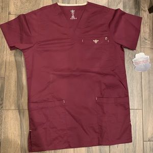 NWT MED COUTURE UNISEX MAROON SCRUB SET